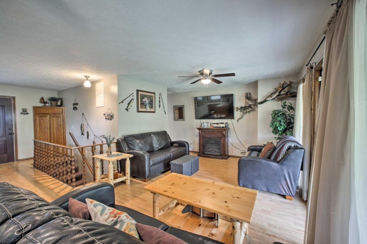 Lakefront Table Rock Home With Fire Pit! Golden ภายนอก รูปภาพ